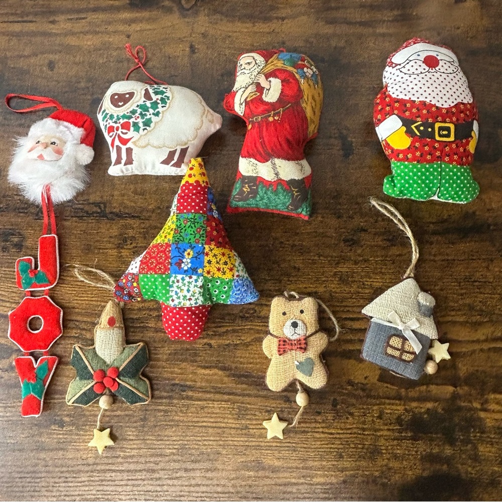 Vintage Christmas ornaments & decor lot of 8 stuffed fabric plush Santa cloth